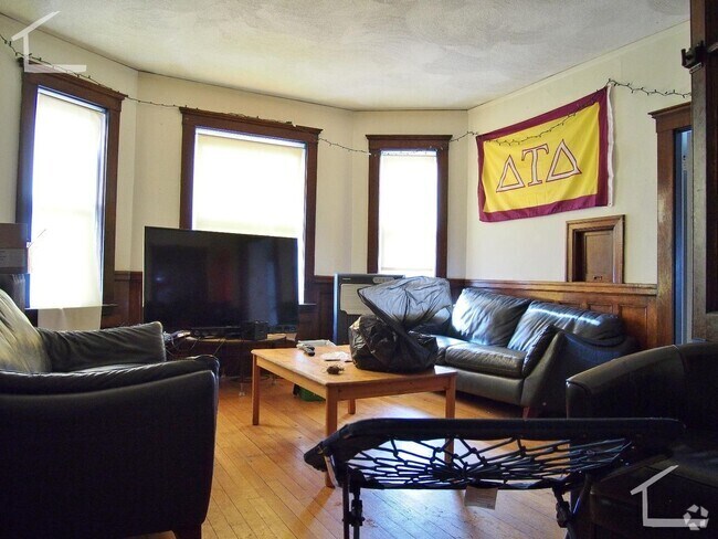 Building Photo - Central Allston Location Packard's Corner.... Rental