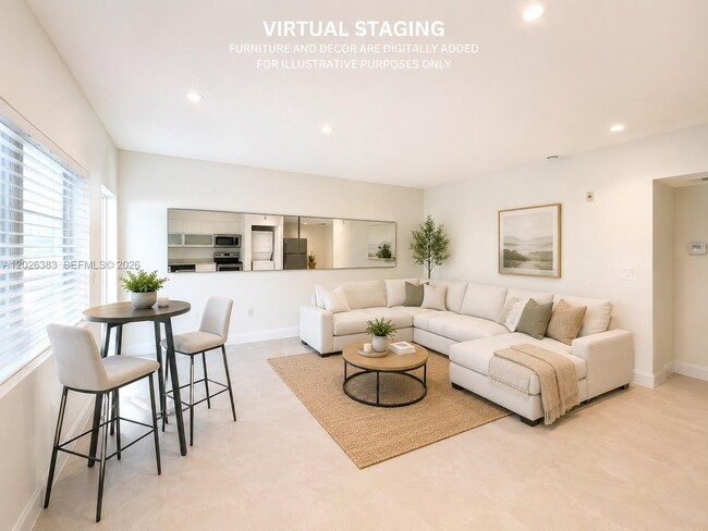 Building Photo - 6905 Bay Dr Unit 13
