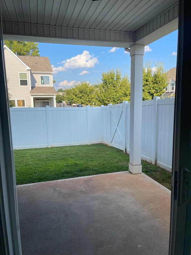 Photo - 5543 Harris Cove Dr