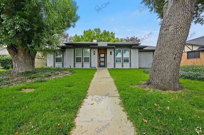 Building Photo - 1915 Maxwell Dr Rental