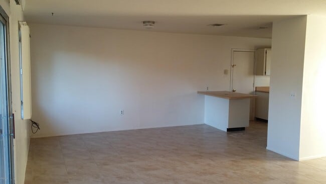 Photo - 1200 Vineland St