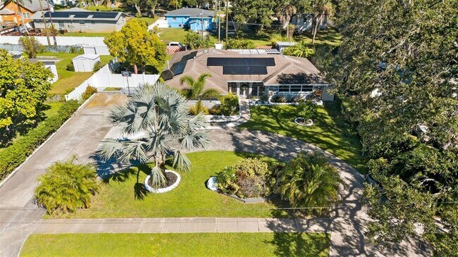 Photo - 2401 26th Ave S