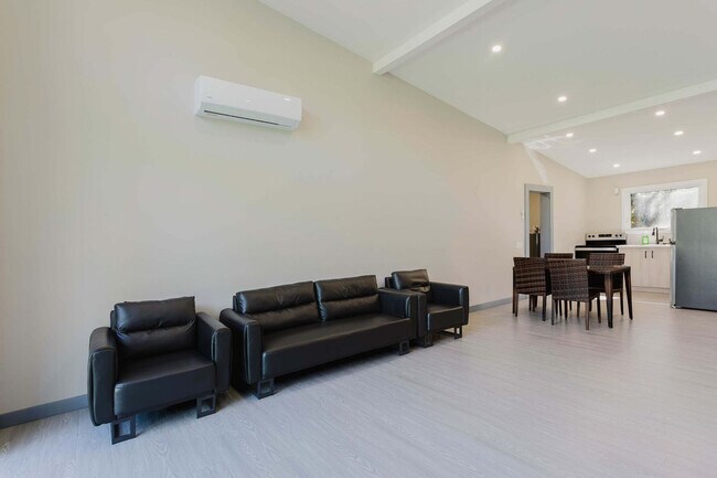 Photo - 16 Englewood Ln Unit ID1314929P