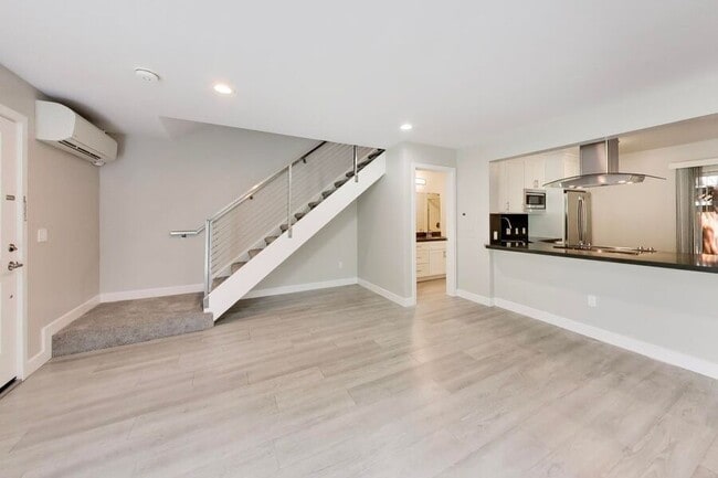 Photo - 1662 Hollenbeck Ave Unit 15