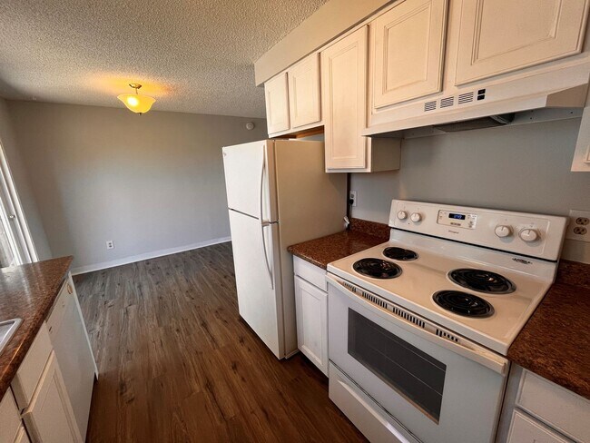 Photo - 22920 NE Halsey St Unidad 5