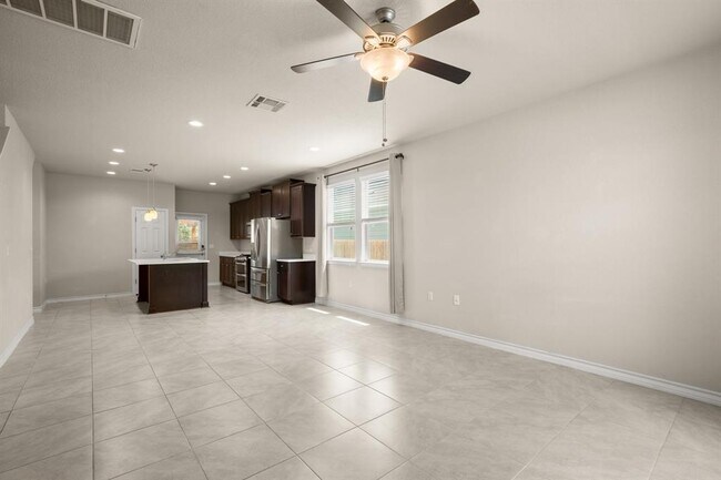 Photo - 1907 Rinker Ranch Dr