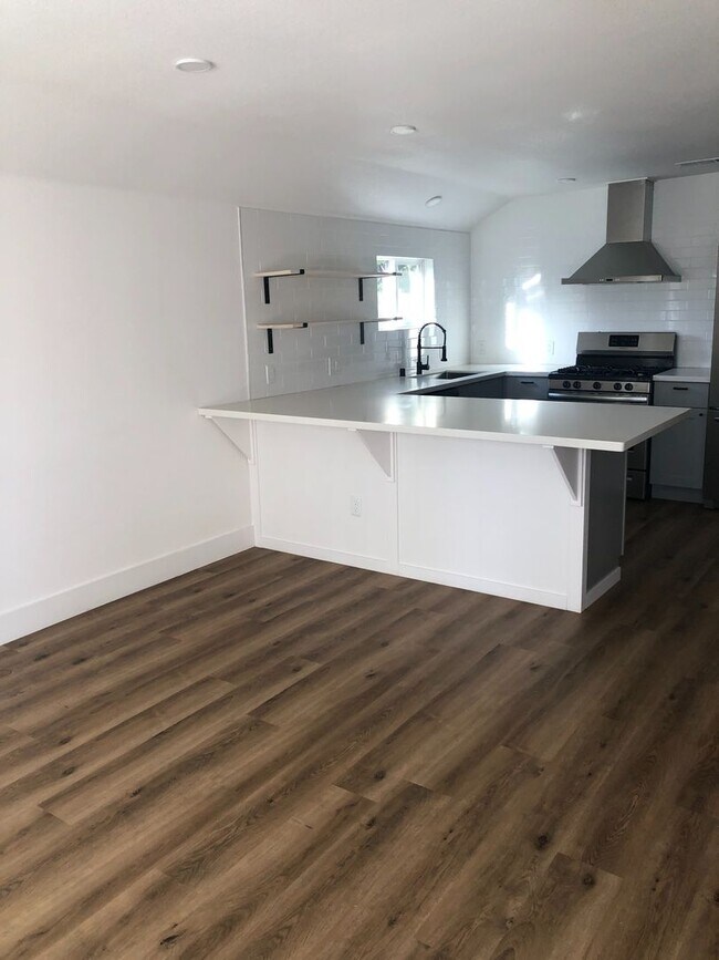 Photo - CUTE 3 BED/ 1 BATH - WON'T LAST!!!!!