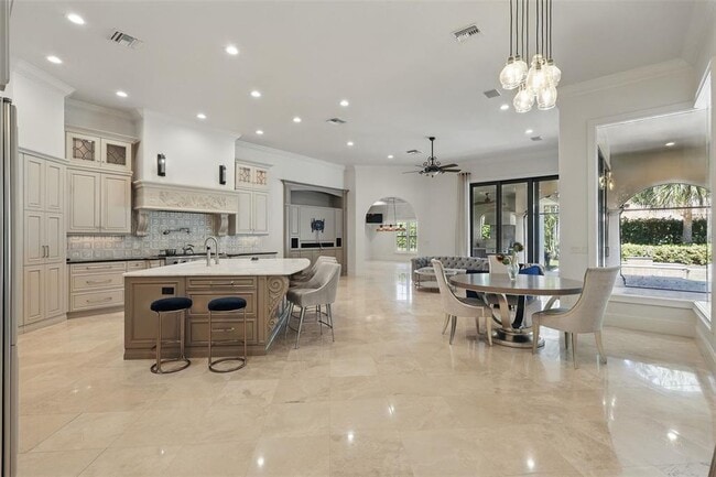 Photo - 11051 Coniston Way