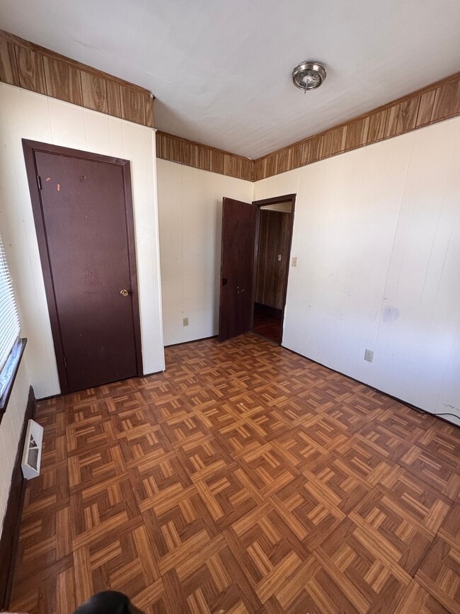 Photo - 309 S James St