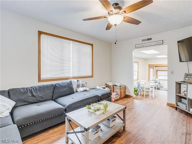 Photo - 1319 Bluestone Ave Unidad 2