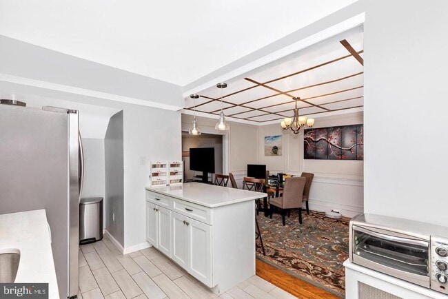 Photo - 163 Stoneway Ln