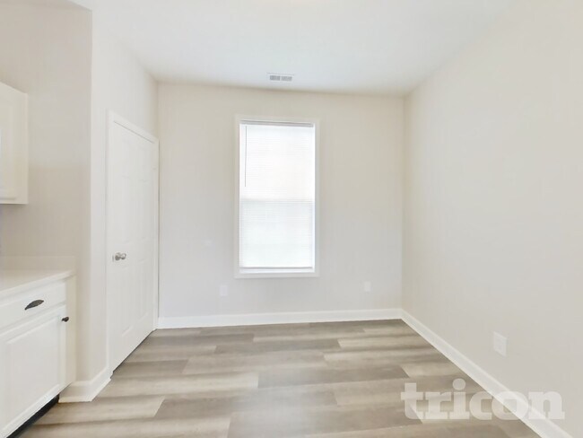 Photo - 8112 Cole Wood Blvd