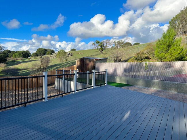 Photo - 3951 Malcolm Ave Unit Main