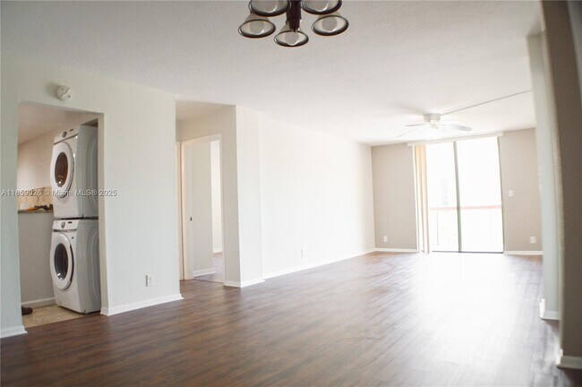 Photo - 733 SE 1st Way Condo Unit 206