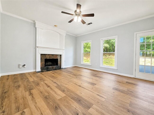 Photo - 380 Belmont Chase Ct