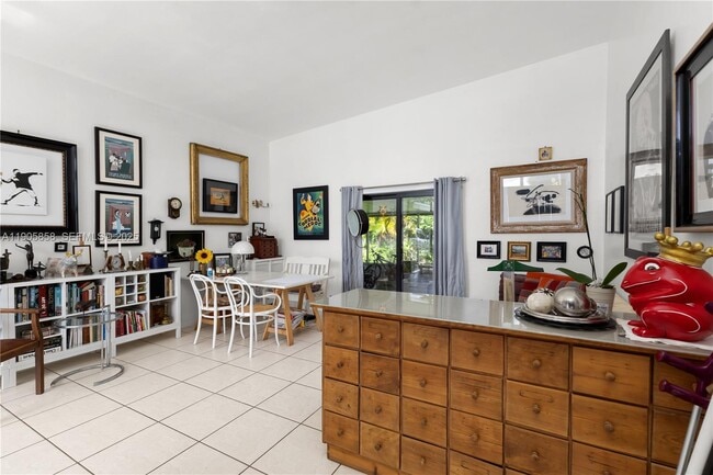 Photo - 8531 SW 27th Terrace