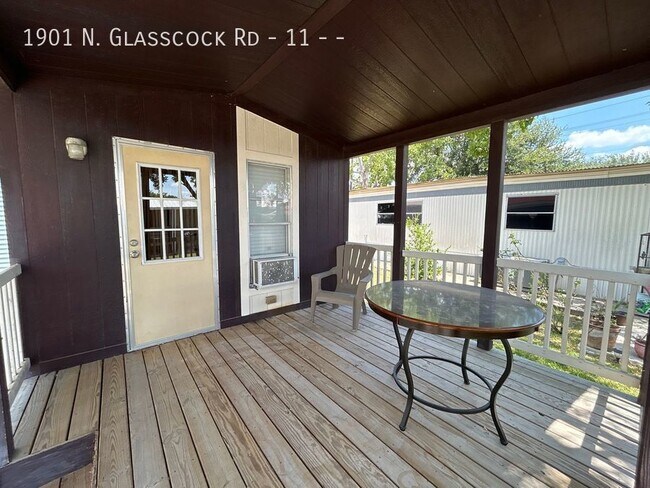 Photo - 1901 N Glasscock Rd