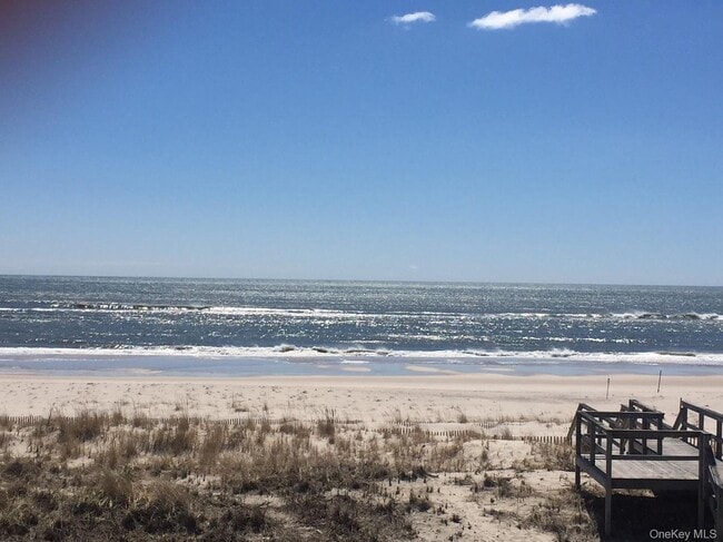 Photo - 939 Dune Rd