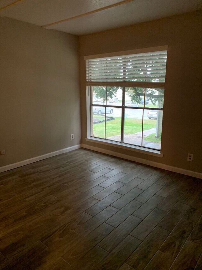 Spacious 2 Story Townhome Rice University OffCampus Housing Search