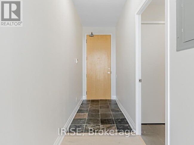 Photo - 33 Mill St Unit 1702