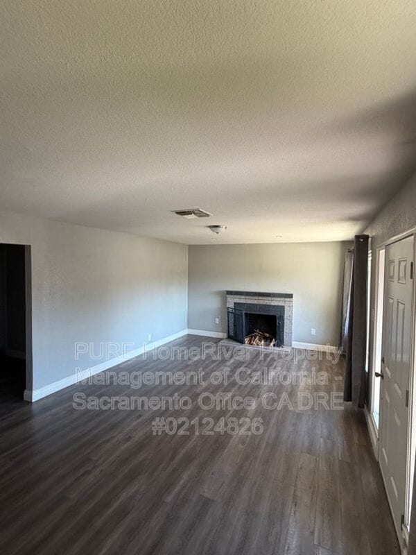 5805 Cada Cir