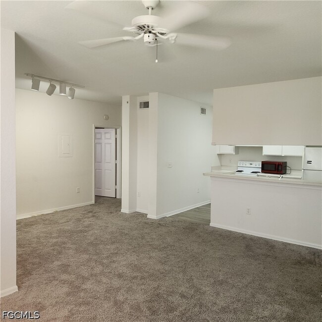 Photo - 6321 Aragon Way Unit 304
