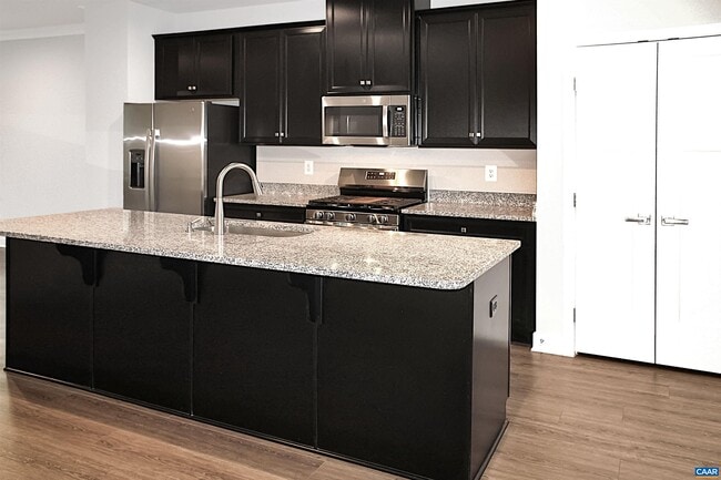 Photo - 2061 Lockwood Dr