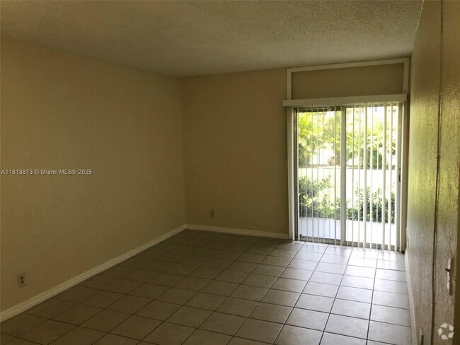 Building Photo - 801 NW 47th Ave Unit 109W Rental