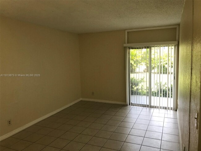 Building Photo - 801 NW 47th Ave Unit 109W Rental