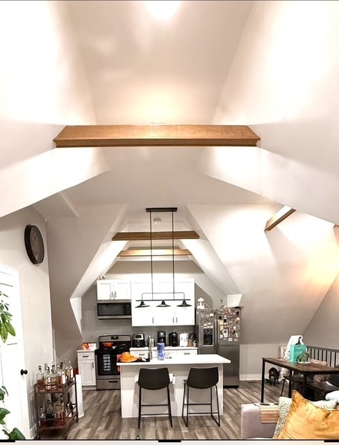 Photo - 2115 W Barry Ave