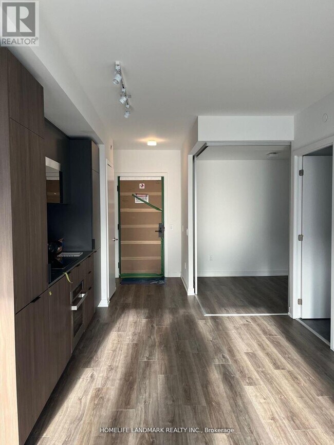 Photo - 28 Eastern Ave Unité 318