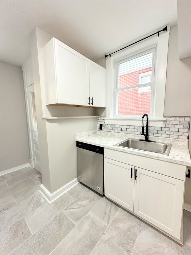 Photo - 2805 Louisiana Ave