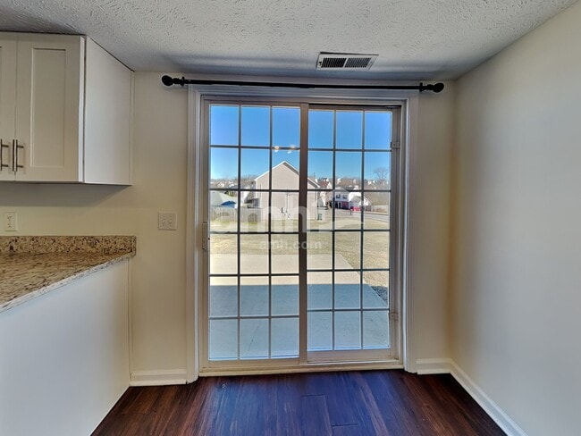 Photo - 7460 Maggie Dr