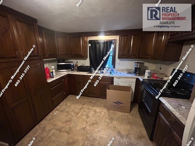 Photo - 3 Bedroom Single Family Home Downtown Nashua