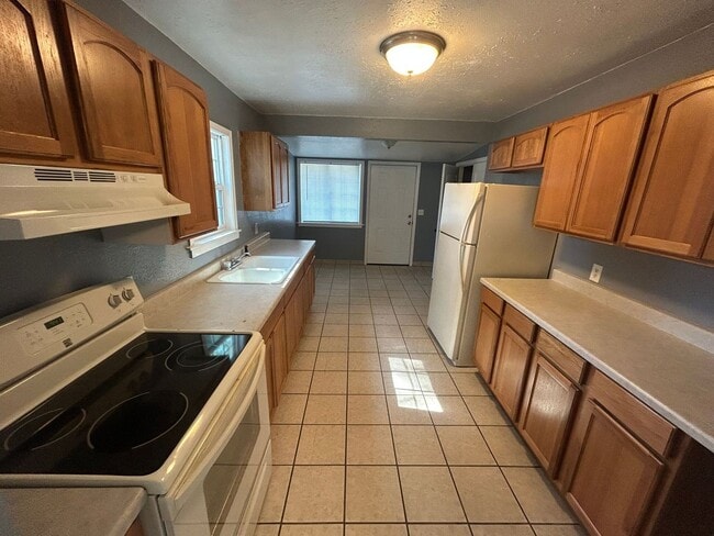 Photo - 3426 Cannon Ave