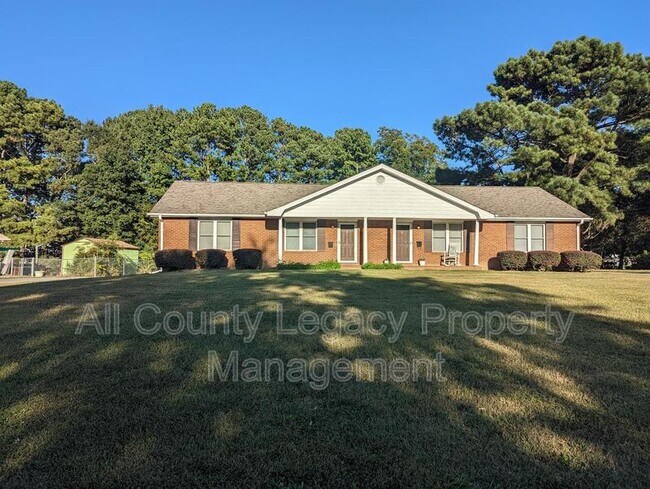 Building Photo - 3132A Dove Court