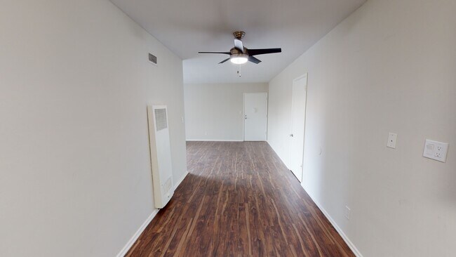 Photo - 1837 N Gramercy Pl