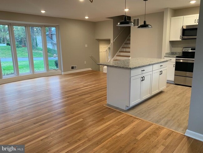 Photo - 6810 Fern Ln