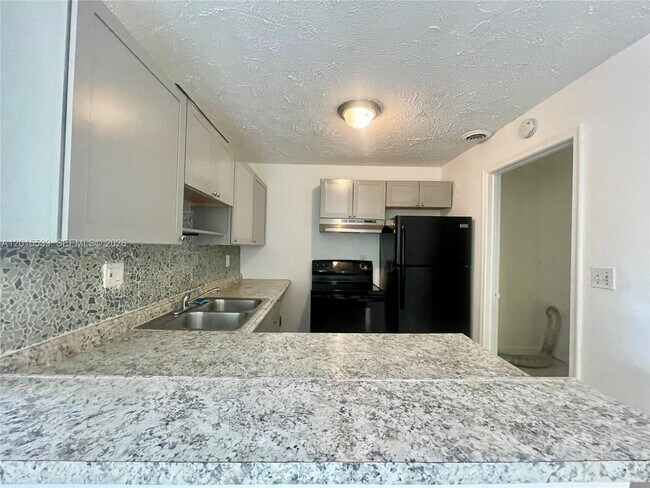2621 Riverland Dr Unidad 2