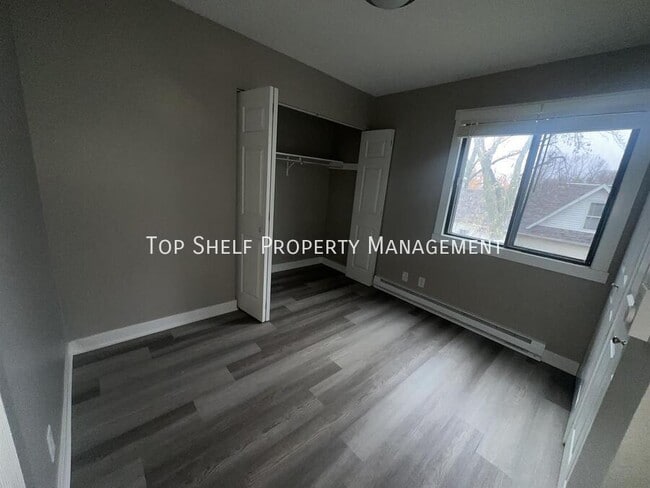 Photo - 103 S Grant-8 Unidad 8