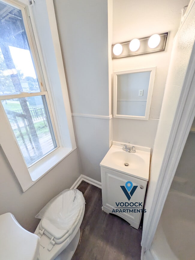 Photo - 226 Lyman St
