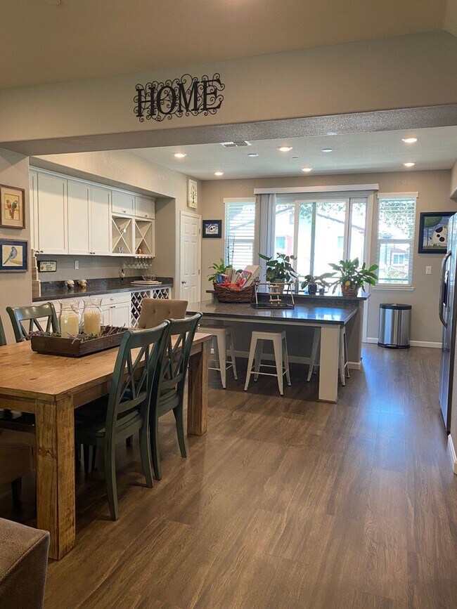 Livermore, Townhome 4 bed/3.5 bat... Casas en Alquiler