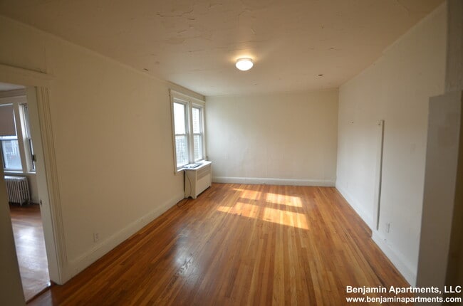Photo - 1626 Commonwealth Ave Unidad 27