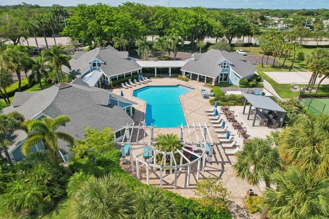 Building Photo - The Villages of Banyan Grove Rental