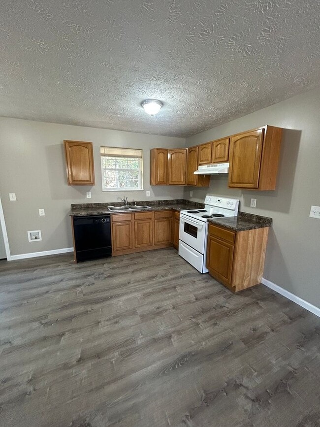 Photo - 3 Bedroom 2 Bathroom Single Family Home