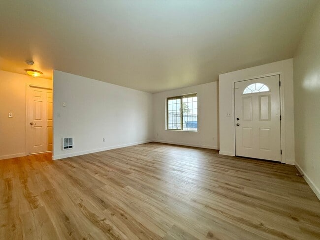 Photo - RD-LU-HOWARD01-Metolius Unidad RD-LU-HOWARD01-Metolius1616