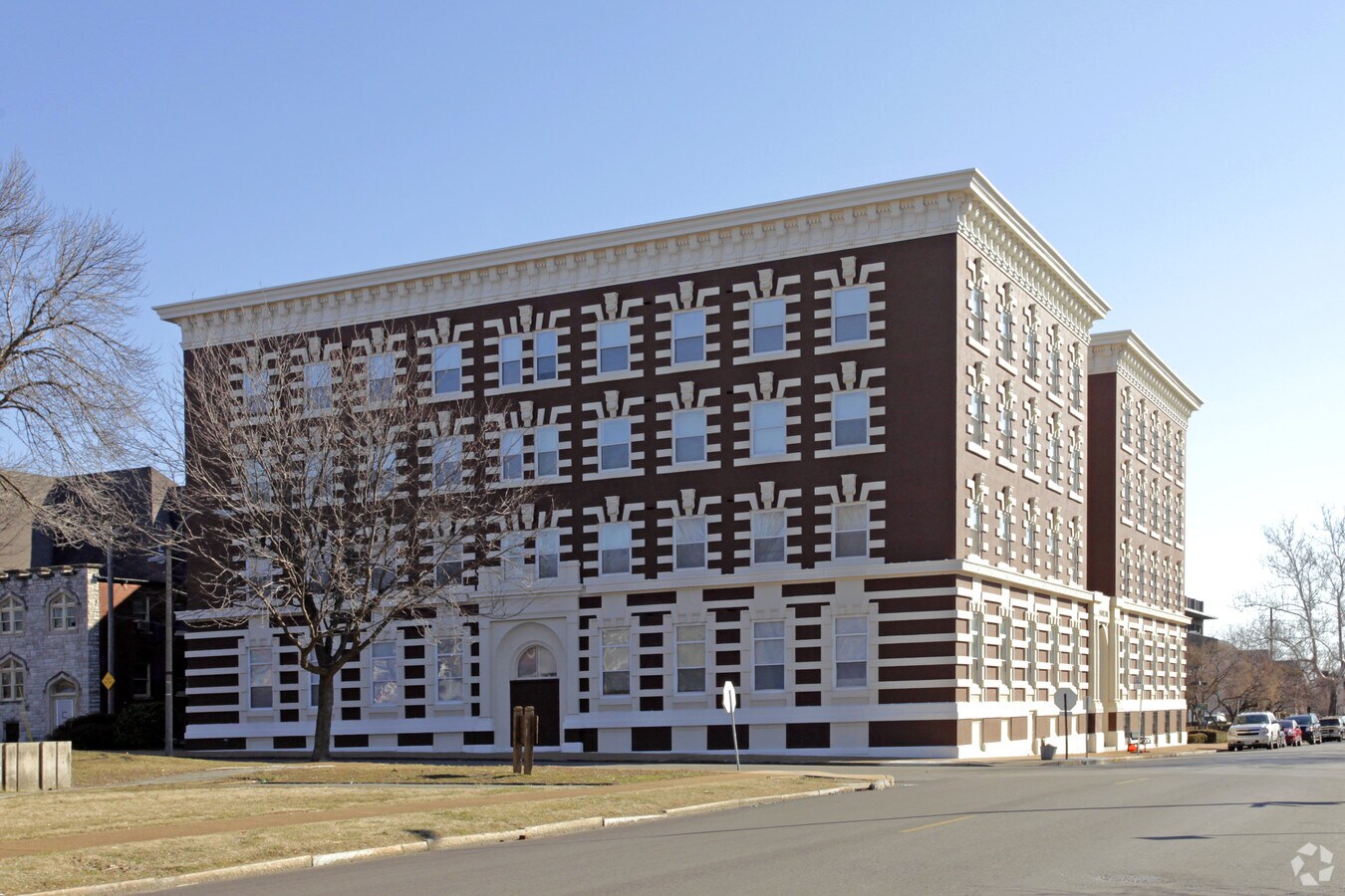 Photo - Hamilton Apartments