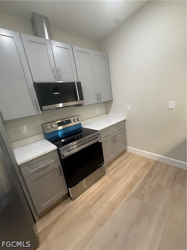 Photo - 101 Pennfield St