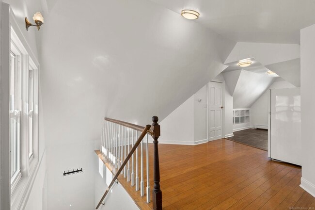 Photo - 48 Lockwood Ave Unit 3
