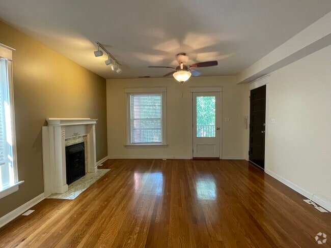 Building Photo - 2531 Cherry St Unit 4 Rental